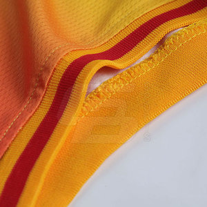 Uniforme d'entraînement de basket-ball pour hommes, vêtements d'été respirants avec logo personnalisé, vêtements d'équipe pour l'entraînement, meilleures ventes - Product Image 4