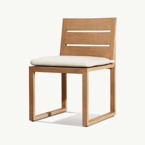 Chaise individuelle en teck avec assise en mousse souple pour usage extérieur, telle que sur la terrasse ou dans le jardin - Product Image 2