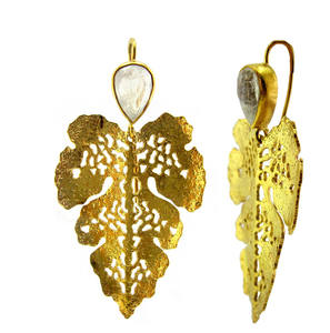 Usure quotidienne brillant argent sterling 925 blanc arc-en-ciel pierre de lune abordable classique unique boucles d'oreilles feuille d'érable - Product Image 1