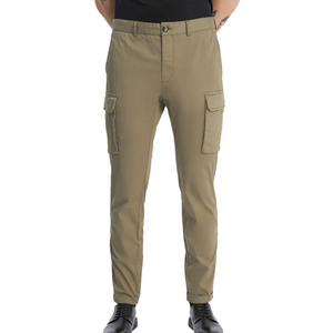 Achetez des pantalons cargo durables de haute qualité 100% coton pour hommes, six poches, logo personnalisé, qualité supérieure, pantalons multi-poches pour l'extérieur - Product Image 1