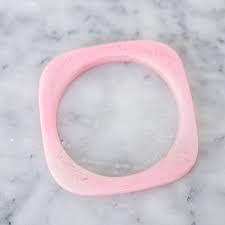 Brazaletes de resina hechos a mano para mujer, brazaletes de resina de diseñador para fiestas, brazaletes de resina coloridos para uso diario - Product Image 5