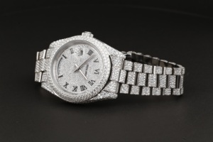 Luxe 2024 Antique Charm Montres À Quartz Alibaba Meilleur Vendeur Fabricant Grossiste Exportateur Bon Prix VVS Glacé Moissanite - Product Image 6