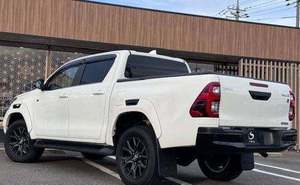 Used 2024 SUV AWD Low Mileage Automatic Gearbox Left Steering Dark Leather Seats Gas/Petrol <b>Panoramic</b> Sunroof 360 Rear <b>Camera</b> - Product Image 3