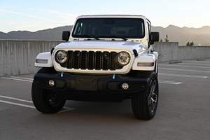 Jeep Wrangler Sport S 4xe 2024 - Product Image 2