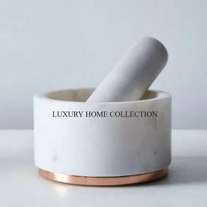 Mortier et pilon en pierre de haute qualité conçus pour une utilisation durable et créant des délices culinaires savoureux - Product Image 6