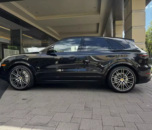 TOP VÉHICULES D'OCCASION LHD/RHD 2021 PORSCHE CAYENNE TURBO - Product Image 5