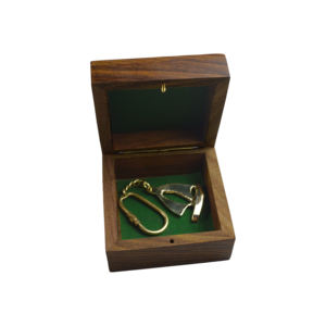 Porte-clés à thème de luxe Porte-clés en métal Porte-clés de conception de finition multiple pour une conception personnalisée de qualité solide disponible - Product Image 4