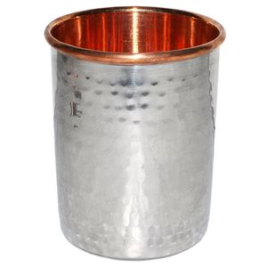 Tasse à eau en cuivre traditionnelle avec base lourde et large ouverture conçue pour les rituels de l'eau quotidiens fonctionnels - Product Image 4
