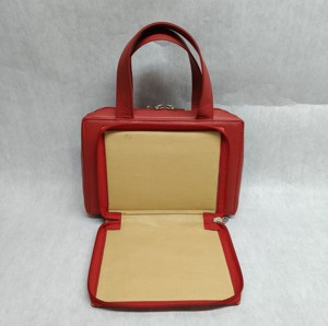 Funda de cuero genuino para libro con cubierta de la Biblia 2025 bolsas de almacenamiento aisladas seguro a prueba de arañazos tarjetas comerciales logotipo personalizado cierre de cremallera - Product Image 3