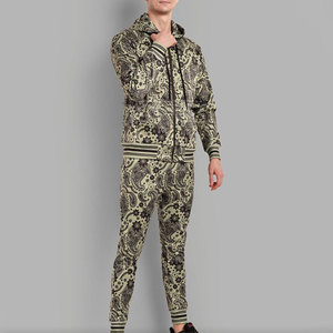 Ensemble de survêtement pour homme à manches longues, tendance 2026, surdimensionné, de haute qualité, pour un usage décontracté - Product Image 3