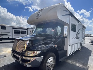 Vendeur vérifié pour moto d'occasion 2021 N-e-x-u-s Rv T-r-i-u-m-p-h S-u-p-e-r C 33TSC prête pour le voyage - Product Image 3