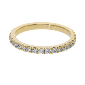 Elegante banda de diamantes de media eternidad de oro de 14K con diamantes brillantes redondos naturales en ajuste de punta compartida para un brillo duradero - Product Image 3
