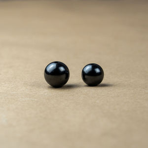 Cuentas redondas pulidas de Shungita de 0.71 pulgadas (18 mm), agujero de 0.095 pulgadas (2.4 mm) - Product Image 3