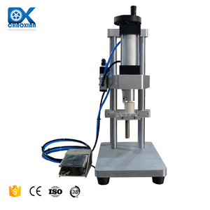 Bán tự động Arabic thanh lịch Nước hoa Frosted chai cổ áo uốn capper nam giới nước hoa máy đóng nắp - Product Image 1