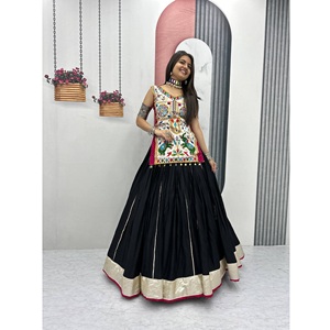 Robe Lehenga Choli en coton et Motedo confortable de la meilleure qualité avec un design coloré pour les filles et les femmes à prix export - Product Image 1
