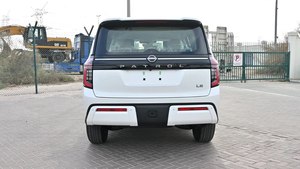 NUOVO Nissan Patrol LE T2 3.5L 499 CV 6 cilindri 4x4 2 assi Benzina Trazione Integrale Trasmissione Automatica Guida a Sinistra - Product Image 4