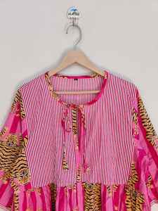 Vestido Largo de Verano con Estampado de Tigre, Cuello en V, Manga Larga, 100% Algodón, con Cierre de Cordón - Regalo Perfecto para Seres Queridos - Product Image 3