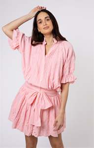 Vestido Elegante Bohemio de Diseñador de Moda 2026, Corto, con Bordado Discreto, Manga Corta y Cuello en V - Product Image 2