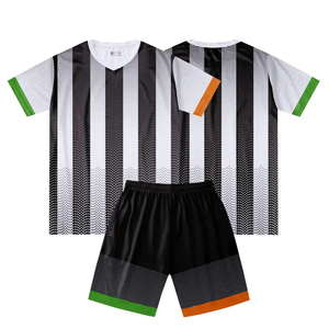 Uniforme de football américain 7v7 pour hommes - Respirant, couleurs et tailles personnalisées, logo personnalisé de haute qualité, service OEM, vente en gros - Product Image 4