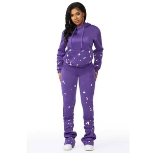 Nouveaux arrivages Ensemble de pantalons évasés empilés pour femmes d'hiver Polaire lourde Bouton en éponge française Survêtement assorti pour femmes - Product Image 4
