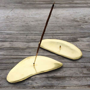 กระถางธูปทองเหลืองโบราณจากธรรมชาติ - Product Image 3