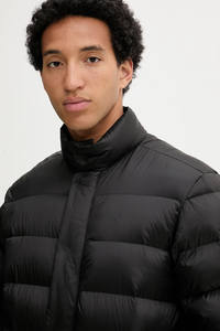 Chaqueta exterior para hombre diseñada para marcas globales que proporcionan servicios de etiqueta privada OEM y soluciones de marca personalizada - Product Image 4