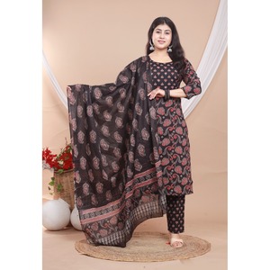 Salwar Kameez décontracté pour femme en coton pur, imprimé à la main de Jaipur, 3 pièces, style ethnique indien, robe lourde brodée - Product Image 1