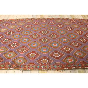 Tapis vintage 5,6x10,6 pieds, grand tapis turc, tapis à motifs de plantes et d'arbres rouges et violets - Product Image 1
