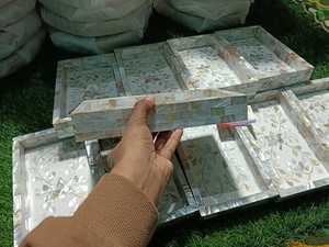 Bandejas festivas de madera para postres y regalos con incrustaciones de perlas, vajilla personalizable para Ramadán Kareem y Eid Mubarak - Product Image 4