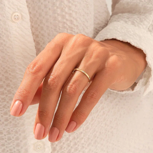 Anillo de Compromiso y Matrimonio de Lujo con Banda Principal Redonda de Oro de 10K y Diamantes Cultivados en Laboratorio, Regalo de Aniversario para Mujer - Product Image 4
