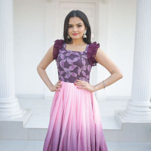 พรีเมี่ยมออกแบบคอลเลกชันเสื้อคลุมสำเร็จรูปเย็บเต็มรูปแบบ FLAIR ชุดที่สวยงามหลากสี - Product Image 1