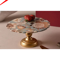 Support de gâteau en résine de base en métal plaqué or de conception moderne, support de cupcake de dessert pour la fête de mariage