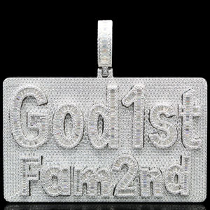 Colgante de Acero Inoxidable con Diamantes de Imitación CZ Estilo Hip Hop, Venta al Por Mayor Personalizada - Product Image 1