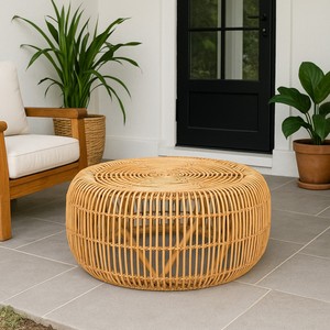 Meubles durables en rotin naturel Table élégante et relaxante pour les repas en plein air et les studios pour le salon et les hôtels - Product Image 1