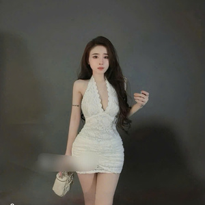 Mini-robe élégante pour femmes, moulante confortable et décontractée avec décoration en dentelle, taille naturelle, ODM, lavable, fabricant du Vietnam - Product Image 3