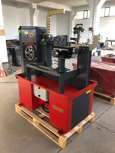 Automatic Wheel Balancer Equipment for Iron & Aluminium Wheels for Vehicle or Car Workshop Use