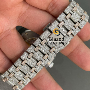 Pretty Lab Grown Watch mejorado con diamantes redondos de lujo brillantes y Baguette Cut VVs Clarity Diamonds para hombres - Product Image 4