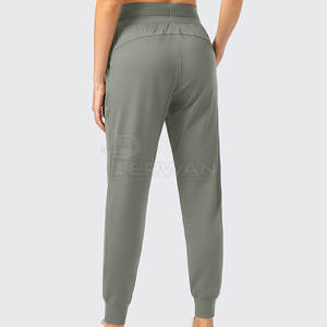 กางเกงเอวระดับพรีเมียมของผู้หญิงเอวกลางสีแบบกำหนดเองสำหรับฤดูหนาวสวมใส่สบาย - Product Image 2