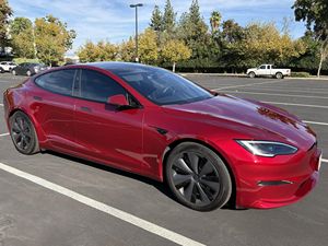 Tesla Model S Plus 2024 d'occasion en excellent état, sans accident, conduite à gauche/droite - Product Image 5