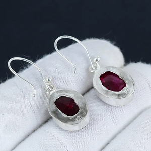 Venta caliente pendientes de rubí Natural 925 plata esterlina hecha a mano ovalada facetada piedra preciosa gota colgante joyería al por mayor - Product Image 4