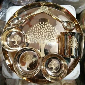 Ensemble de dîner indien haut de gamme en Bronze pur Kansa ensemble Thali pour manger service ensemble Thali en Bronze kansa traditionnel indien haut de gamme - Product Image 4
