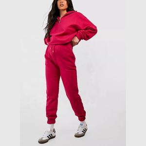 Vente en gros de pantalons de survêtement ras du cou pour hommes avec logo personnalisé Collection printemps Survêtements deux pièces unis tricotés pour femmes - Product Image 3