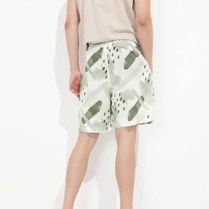 Pantalones cortos de mezcla de algodón para hombre de estilo callejero, salidas informales cómodas para todo el día, ajuste holgado estirable con patrón sólido - Product Image 3