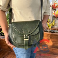 Sacs à bandoulière mode Vintage pour femmes personnalisés grande capacité 2024 sac à main en cuir de vache pleine fleur doublure en coton fermeture à bouton croix