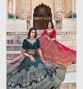 Crafting Dreams With Velvet Touch Notre tenue de mariée luxueuse Lehenga Choli avec travail brodé Dupatta - Product Image 1