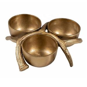 Bol de service martelé en or avec motif de feuille d'argent, parfait pour les fruits, les noix, idéal pour la décoration de table de restaurant d'hôtel. - Product Image 6