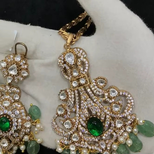 Conjunto de cadena de eslabones chapados en oro de moda Joyería de moda de latón elegante para uso diario Collar artificial - Product Image 1