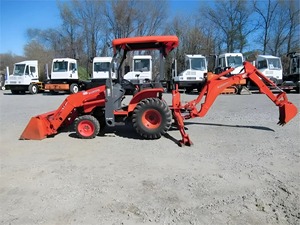 2022 Kubota B26 Retroexcavadora de carga nominal de 1 tonelada Entrega rápida Motor de núcleo Bomba de caja de cambios de cojinete Cargadoras usadas listas para - Product Image 3