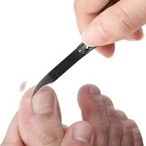 Coupe-ongles de haute qualité avec corps texturé, en acier inoxydable, outil de coupe d'ongles robuste pour les ongles épais des doigts - Product Image 5