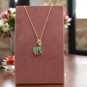 Ensemble de pendentif élégant finition or avec breloque pendentif design mignon pour femmes et filles pour les fêtes et célébrations quotidiennes - Product Image 3